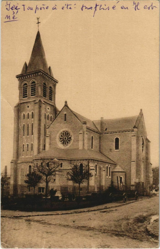 Carte postale ancienne Nesle Eglise Notre-Dame à Nesle