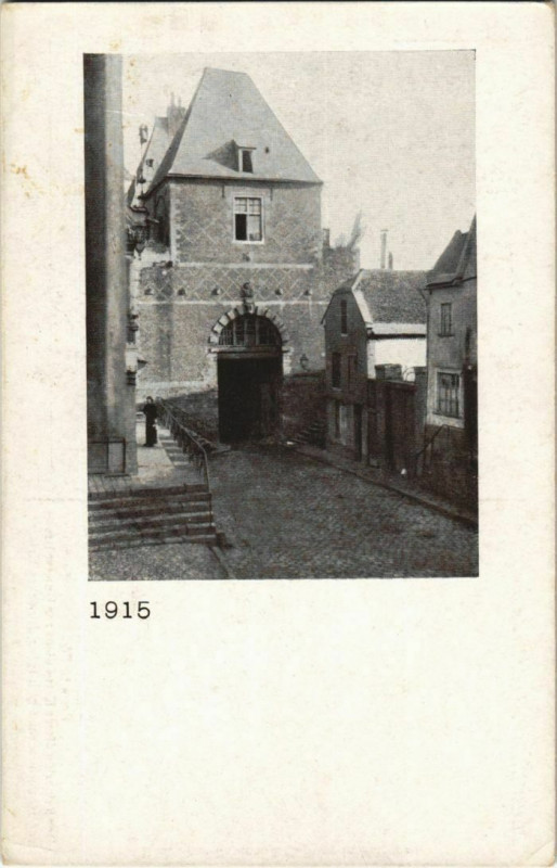 Carte postale ancienne Guerre Peronne Porte de Bretagne