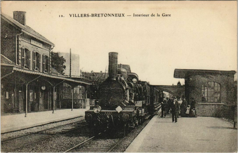 Carte postale ancienne Villers-Bretonneux Intérieur de la Gare à Villers-Bretonneux