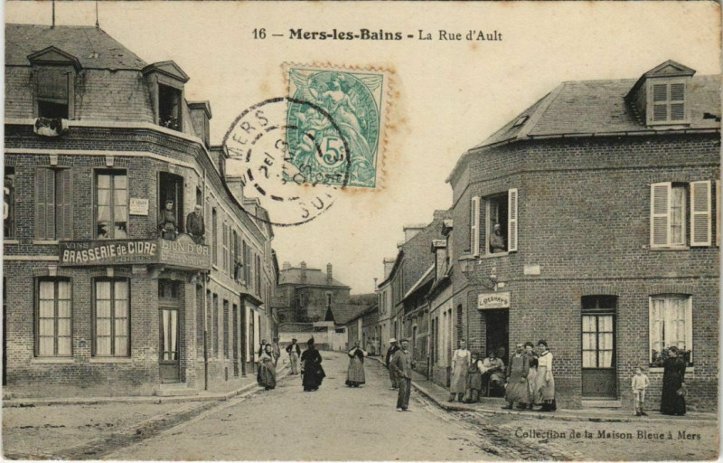 Carte postale ancienne Mers-les-Bains Rue d'Ault à Ault