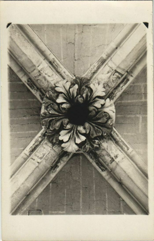 Carte postale ancienne Carte photo Cathédrale d'Amiens Intérieur détailles à Amiens