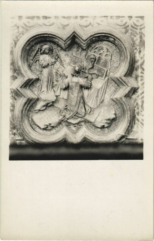 Carte postale ancienne Carte photo Cathédrale d'Amiens Intérieur détailles à Amiens