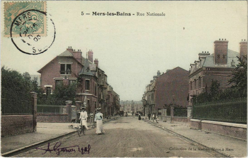 Carte postale ancienne Mers-les-Bains Rue Nationale à Mers-les-Bains