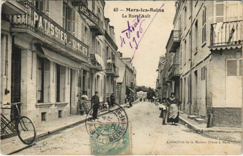 Carte postale ancienne Mers-les-Bains Rue d'Ault à Ault