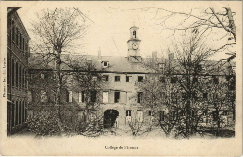 Carte postale ancienne Peronne College