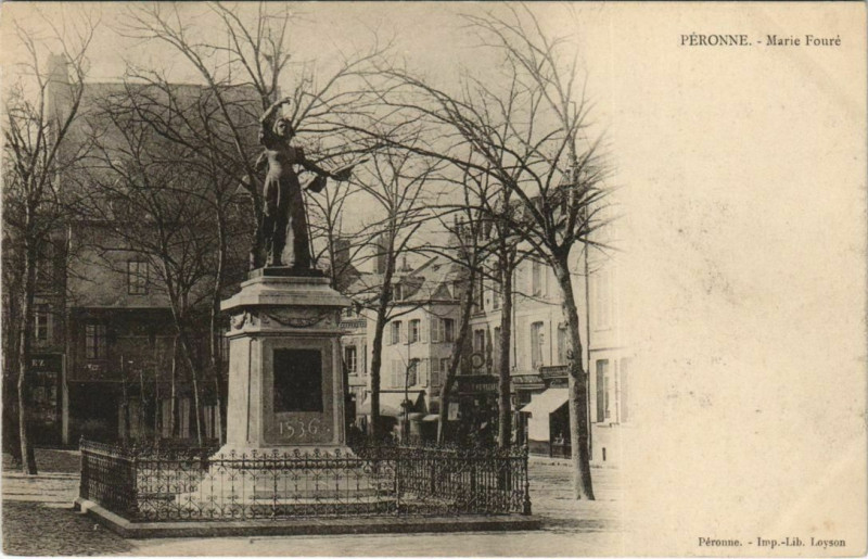 Carte postale ancienne Peronne Marie Fouré