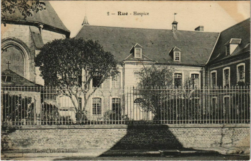 Carte postale ancienne Rue Hospice à Rue