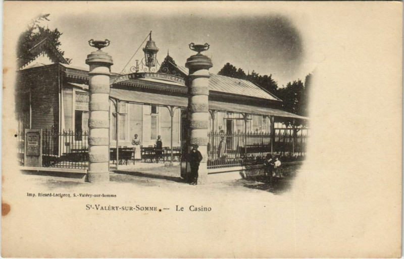 Carte postale ancienne Saint-Valery-sur-Somme Le Casino à Y