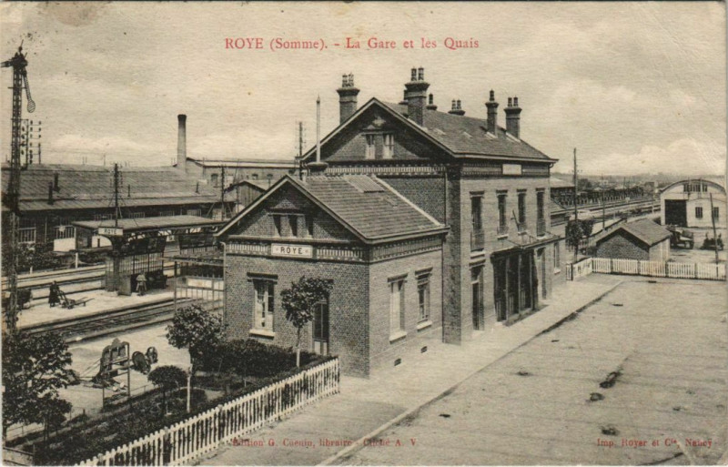 Carte postale ancienne Roye La Gare et les Quais à Roye