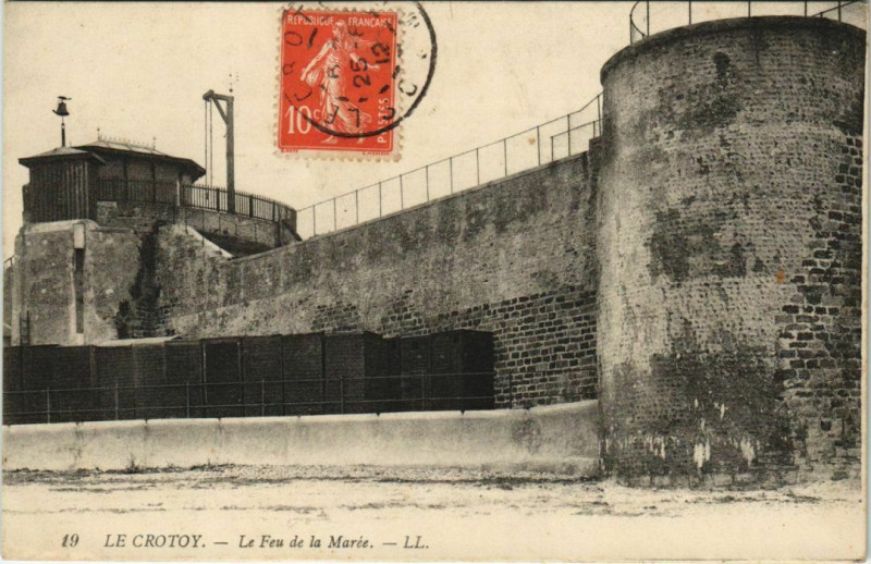 Carte postale ancienne Le Crotoy Feu de la Marée au Crotoy