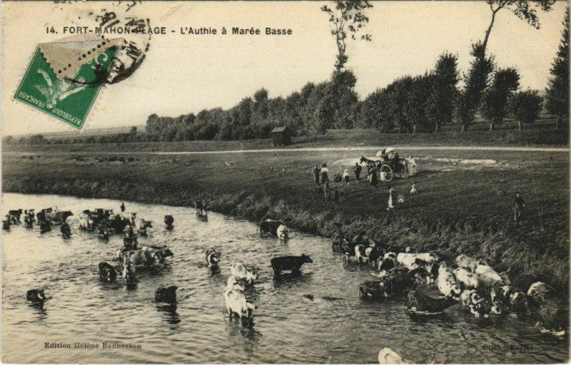 Carte postale ancienne Fort-Mahon Authie a marée basse à Authie