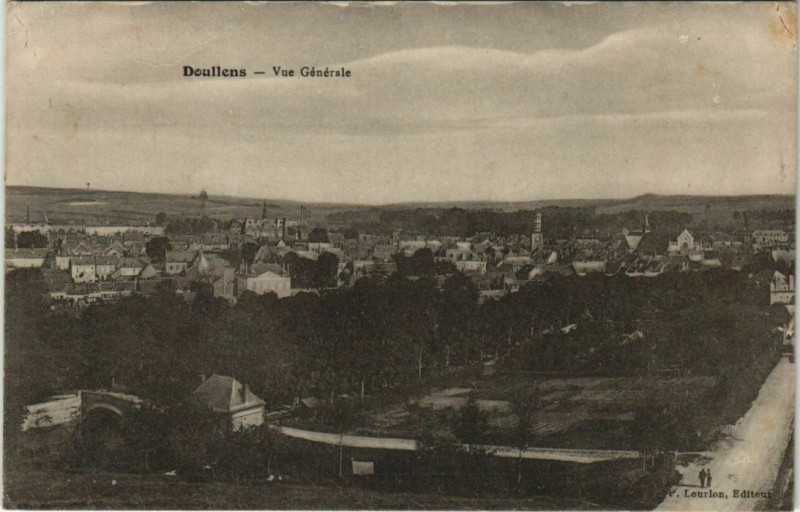 Carte postale ancienne Doullens vue générale à Doullens