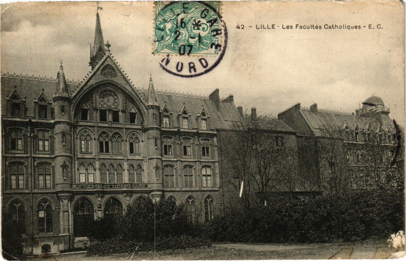 Carte postale ancienne Lille - Les Facultes Catholiques à Lille