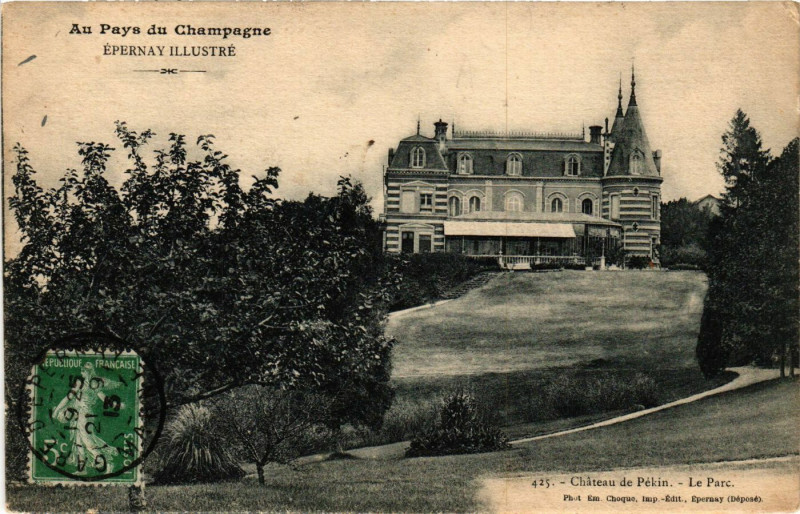Carte postale ancienne Epernay Illustré - Chateau de Pekin - Le Parc à Épernay