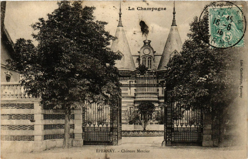 Carte postale ancienne La Champagne - Epernay - Chateau Mercier à Épernay
