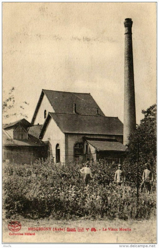 Carte postale ancienne Mesgrigny Le Vieux Moulin à Mesgrigny