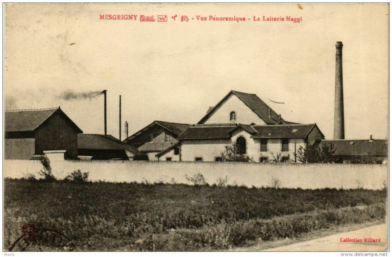 Carte postale ancienne Mesgrigny Vue panoramique La Laiterie Maggi à Mesgrigny
