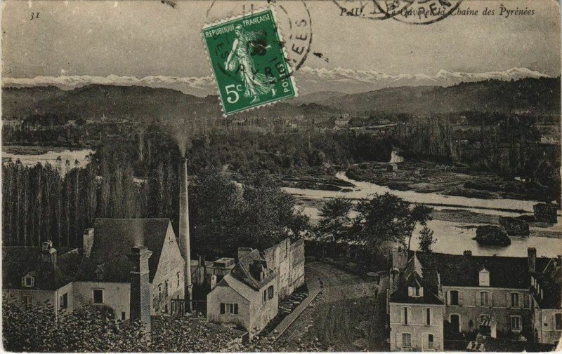 Carte postale ancienne Pau Le Gave et la Chaine des Pyrenees France à Pau