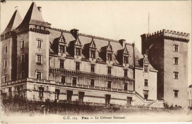 Carte postale ancienne Pau Chateau National France à Pau