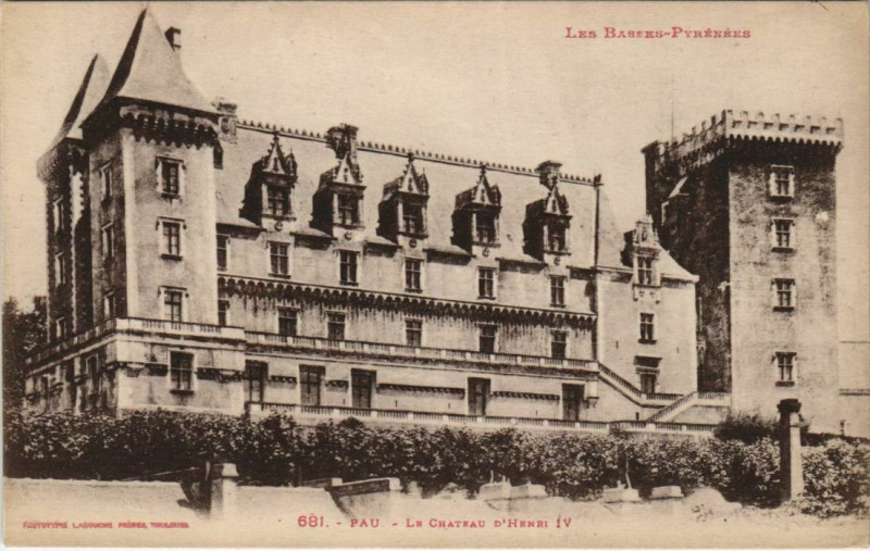 Carte postale ancienne Pau Chateau Henri Iv France à Pau