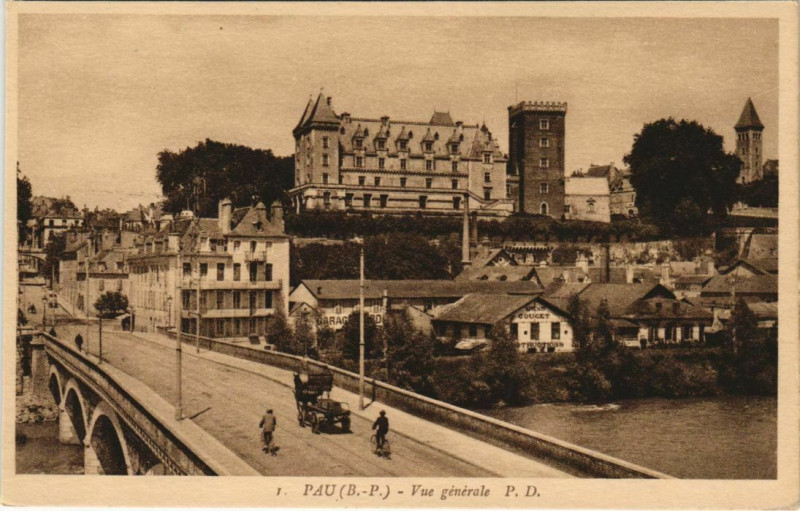 Carte postale ancienne Pau vue generale France à Pau