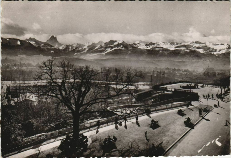 Carte postale ancienne Pau Chaine des Pyrenees France à Pau