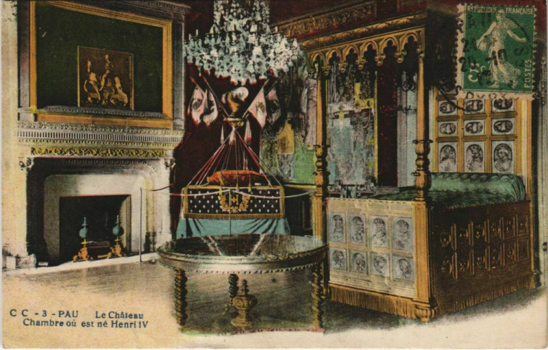 Carte postale ancienne Pau Le Chateau ,Chambre Henri Iv France à Pau