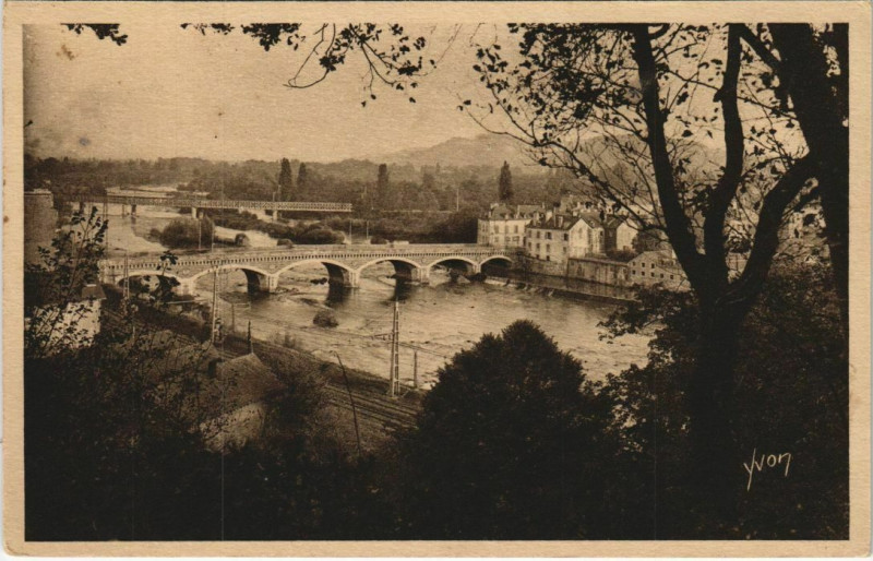 Carte postale ancienne Pau La Vallee du Gave France à Pau