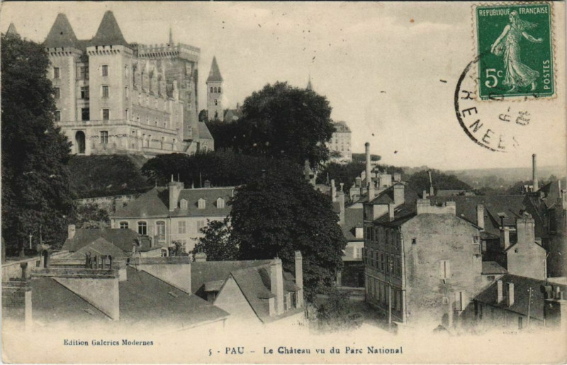 Carte postale ancienne Pau Le Chateau France à Pau