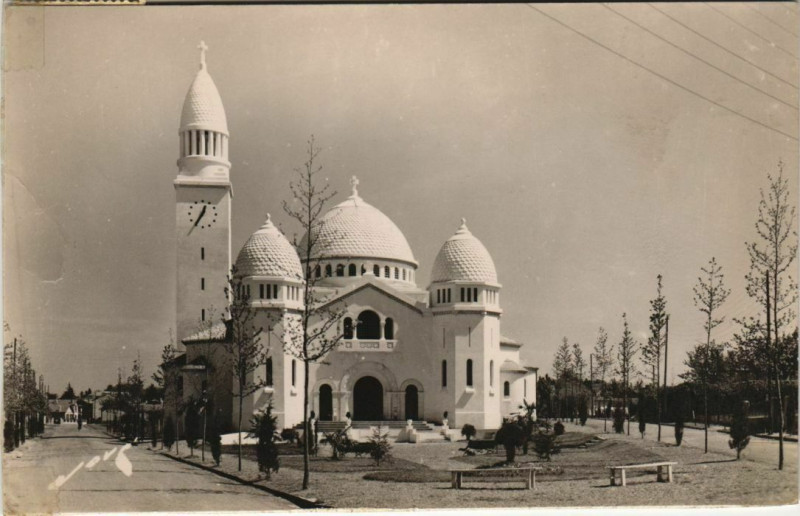Carte postale ancienne Pau Eglise Saint-Joseph France à Pau