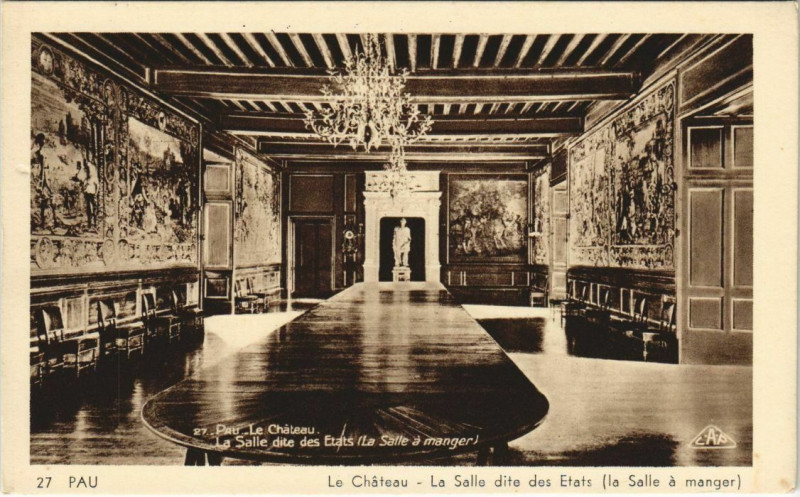 Carte postale ancienne Pau Le Chateau ,La Salle dite des Etats France à Pau