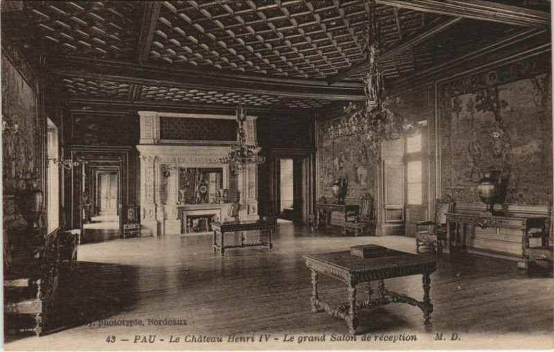 Carte postale ancienne Pau Chateau d'Henri Iv ,Grand Salon de Reception France à Pau