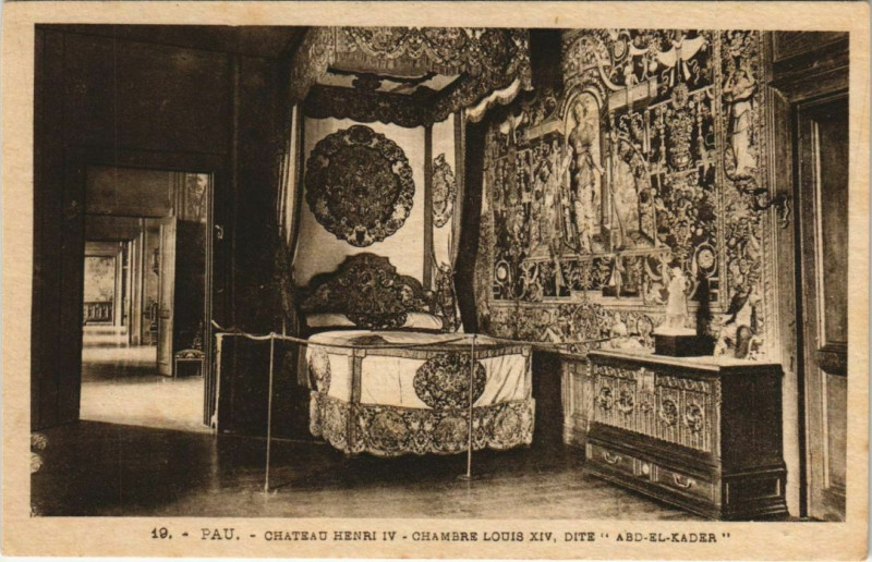 Carte postale ancienne Pau Chateau d'Henri Iv ,Chambre Louis Xiv France à Pau