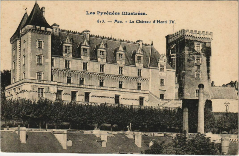 Carte postale ancienne Pau Chateau d'Henri Iv France à Pau