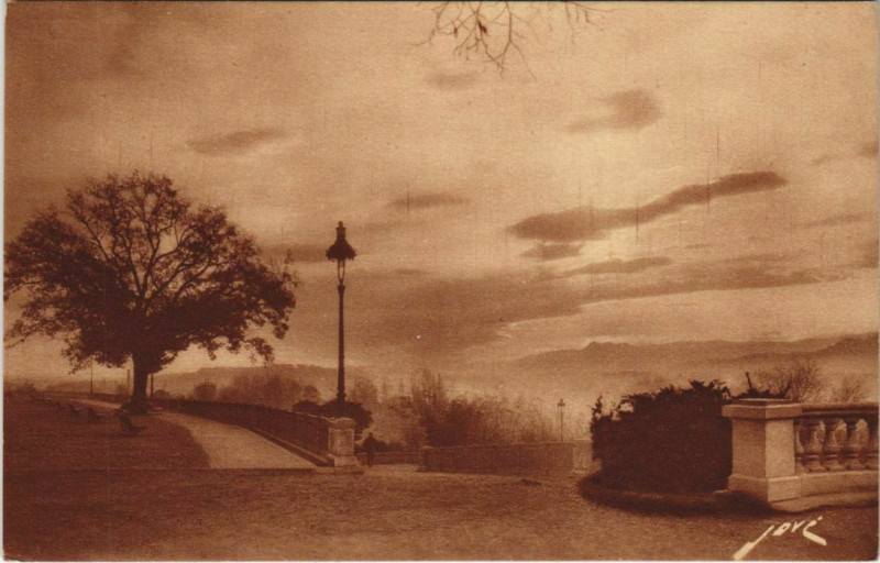 Carte postale ancienne Pau Le Pic du Midi de Bigorre France à Pau
