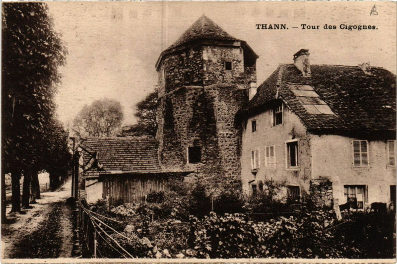 Carte postale ancienne Thann - Tour des Cigognes à Thann