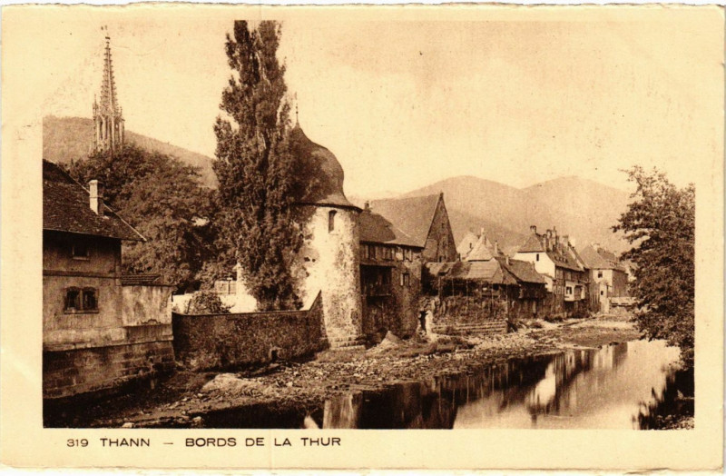 Carte postale ancienne Thann - Bords de la Thur à Thann