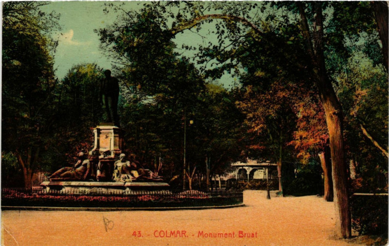 Carte postale ancienne Colmar - Monument Brual à Colmar