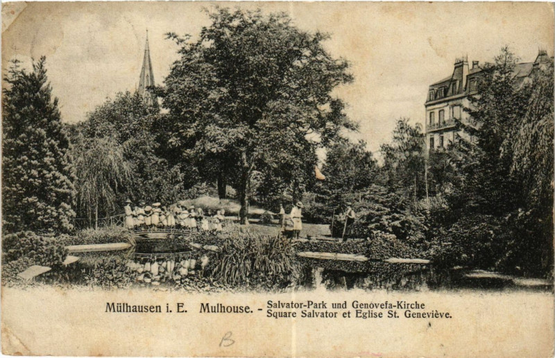 Carte postale ancienne Mulhausen i E Mulhouse Salvator Park und Genovefa Kirche Square à Mulhouse
