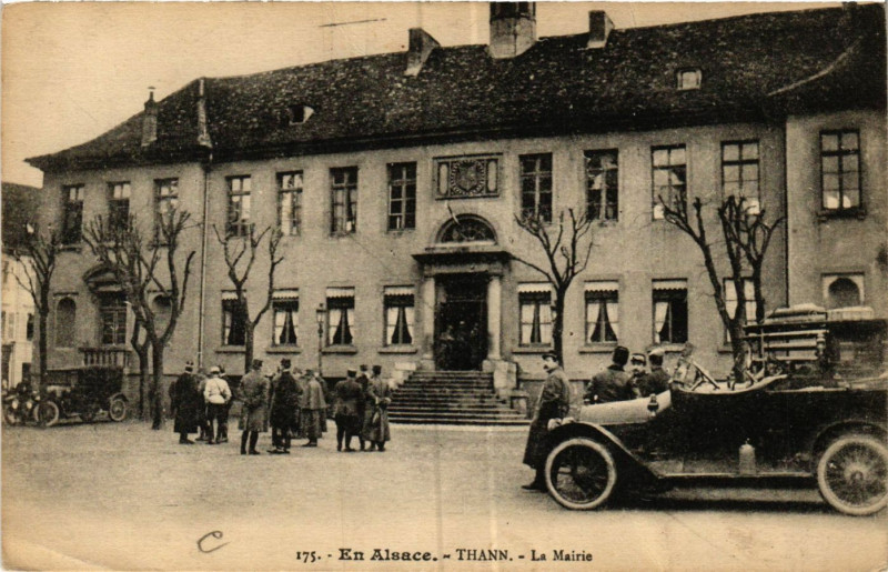 Carte postale ancienne En Alsace - Thann - La Mairie à Thann