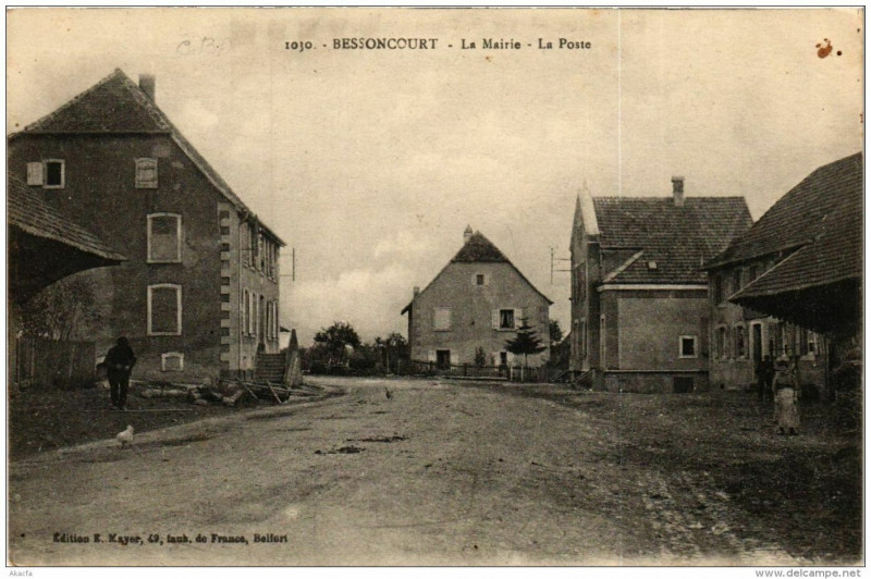 Carte postale ancienne Bessoncourt La Mairie La Poste à Bessoncourt