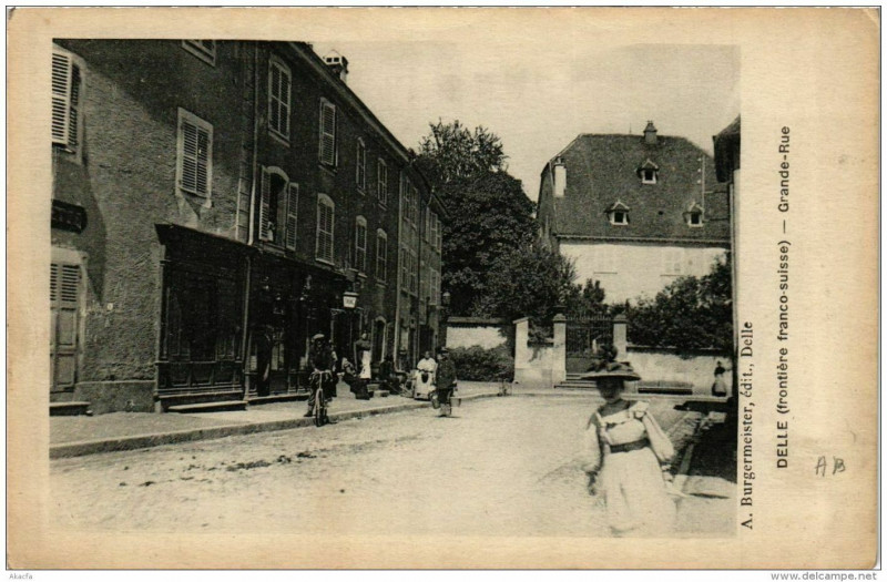 Carte postale ancienne Delle Grande-Rue à Delle