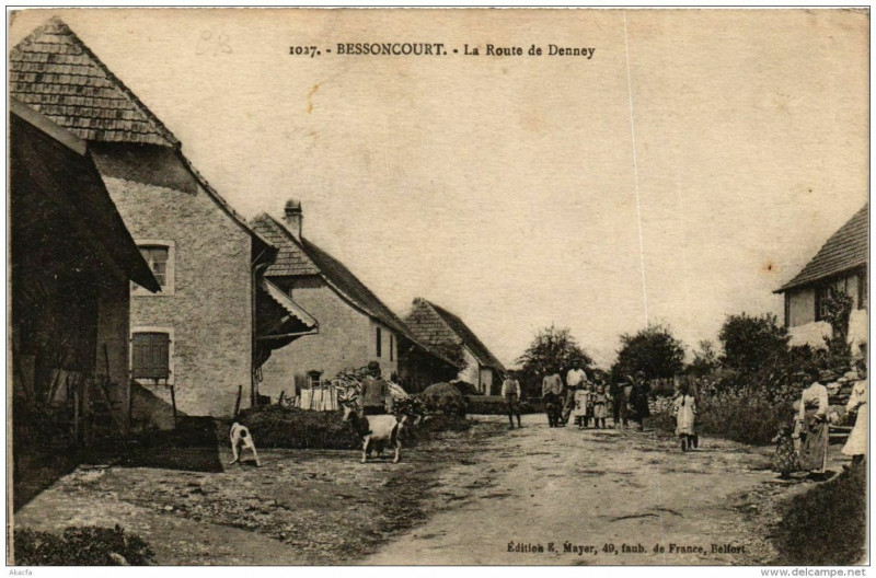 Carte postale ancienne Bessoncourt La Route de Denney à Bessoncourt