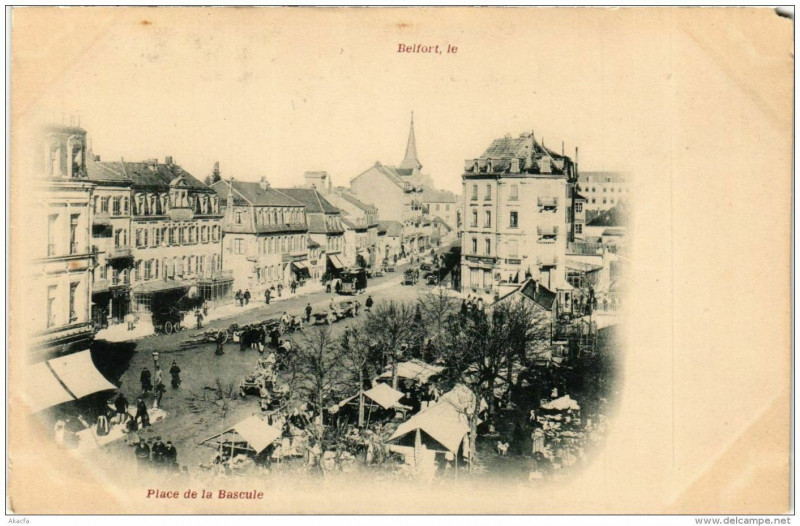 Carte postale ancienne Belfort Place de la Bascule à Belfort