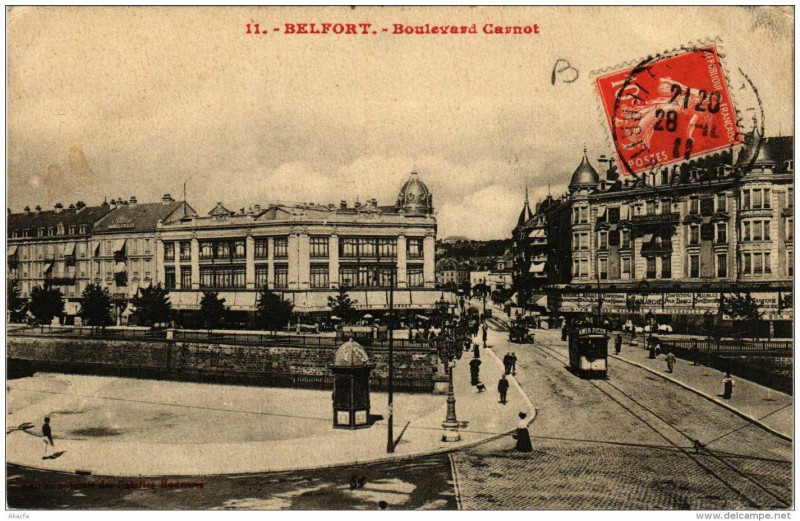 Carte postale ancienne Belfort Boulevard Carnot à Belfort