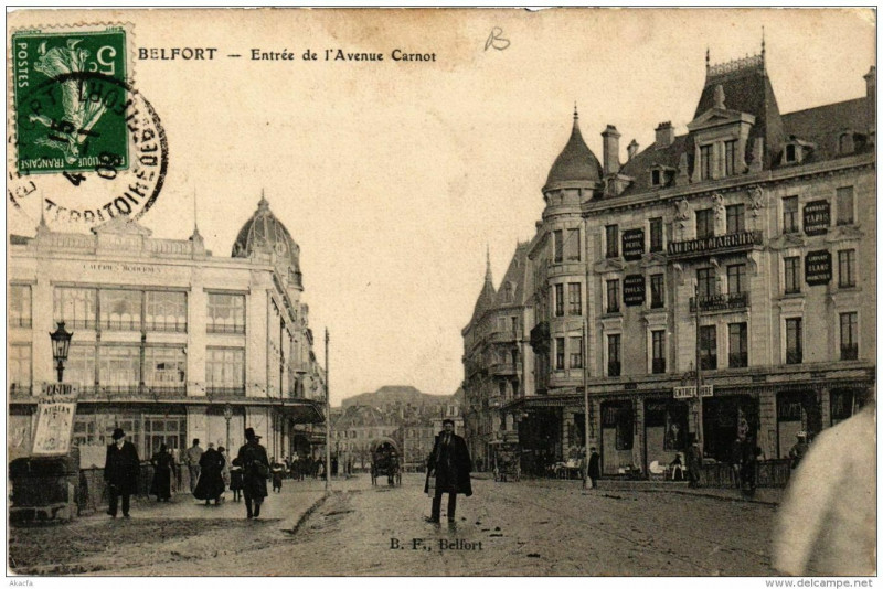 Carte postale ancienne Belfort Entrée de l'Avenue Carnot à Belfort