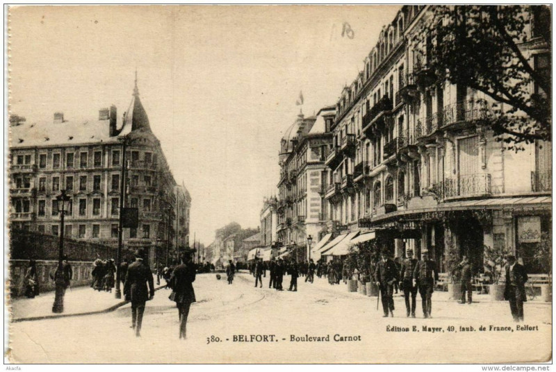 Carte postale ancienne Belfort Boulevard Carnot à Belfort
