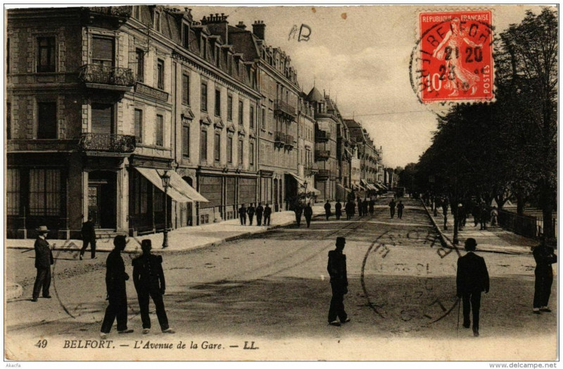 Carte postale ancienne Belfort L'Avenue de la Gare à Belfort