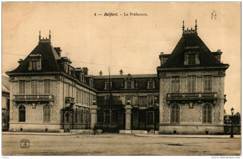 Carte postale ancienne Belfort La préfecture à Belfort