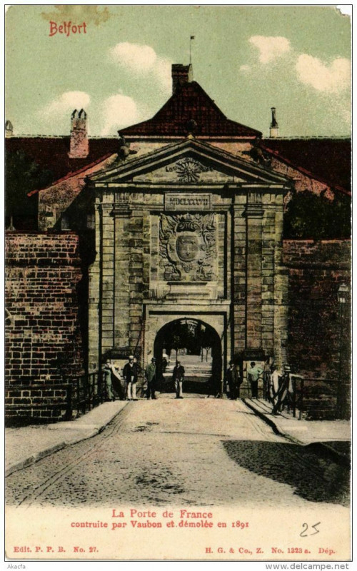 Carte postale ancienne Belfort La Porte de France à Belfort